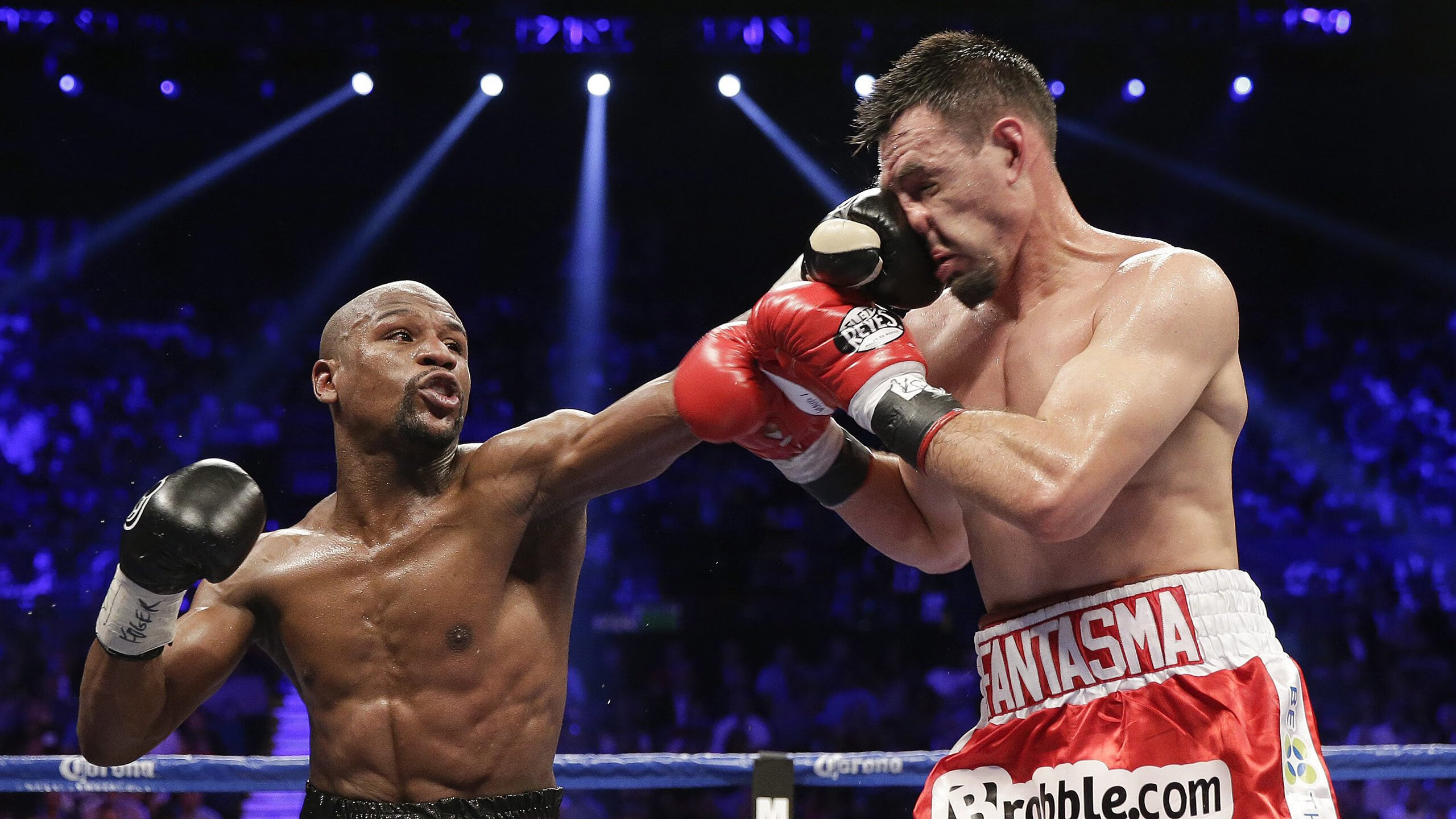 “未来中国足球领军人物评选活动火热进行中”，中国男足未来之星